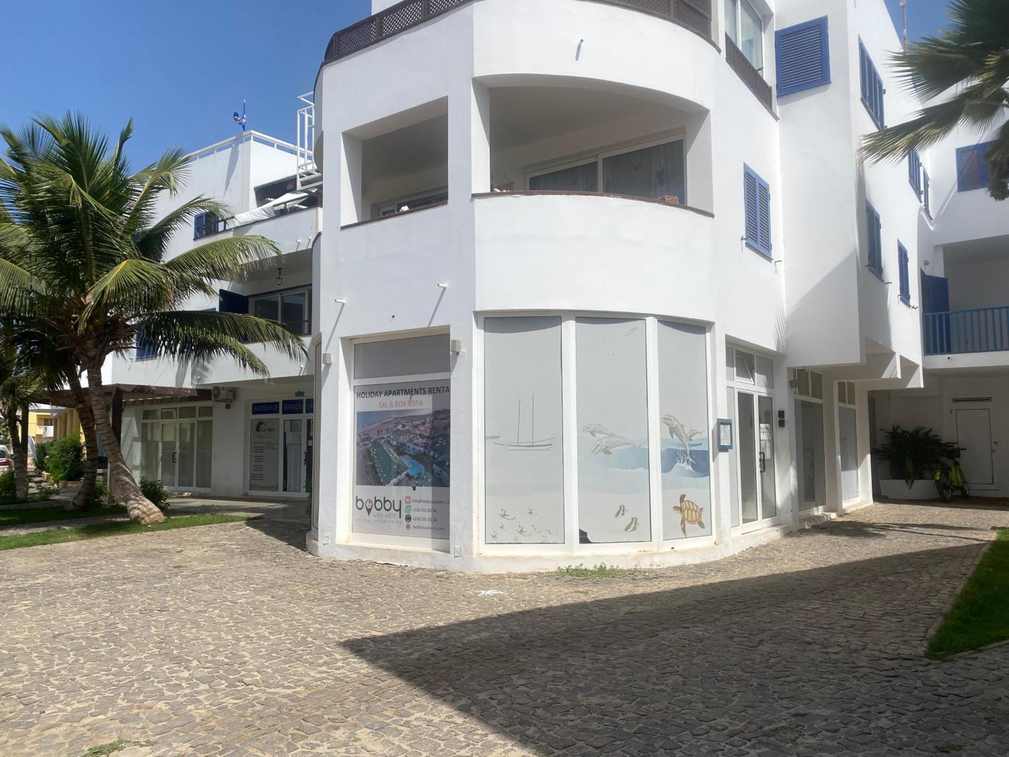Leme Bedje - By Bobbywashere Santa Maria Exterior photo
