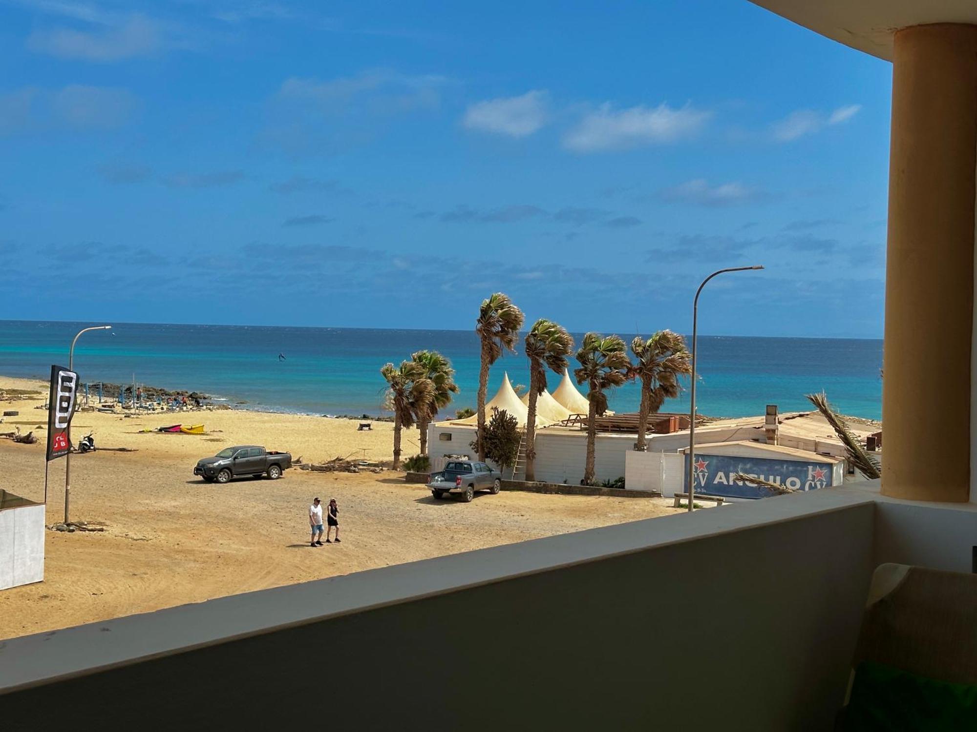 Leme Bedje - By Bobbywashere Santa Maria Exterior photo